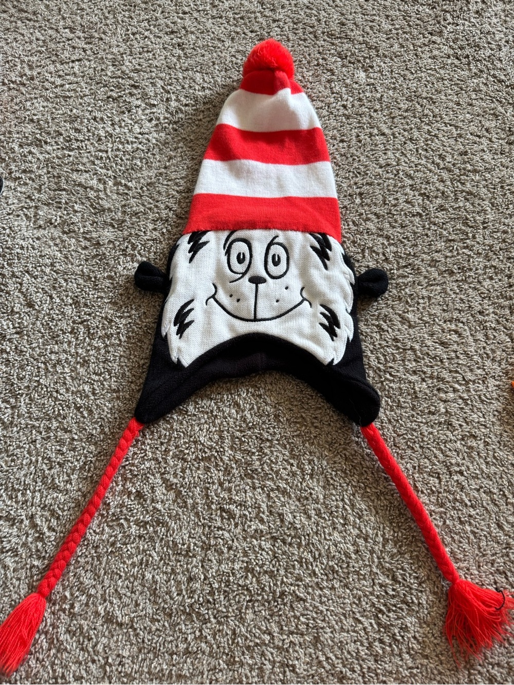 Dr Seuss Cat In The Hat Knit Beanie Toque Winter Costume Adult Hat Cap